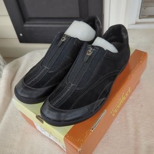Black Suede & Leather Comfort Shoes New With Tags /Box